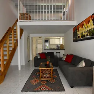 https://seru-coral-apartment.comcaribbean.com