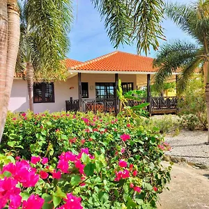 https://blue-bay-beach-villa-14.comcaribbean.com
